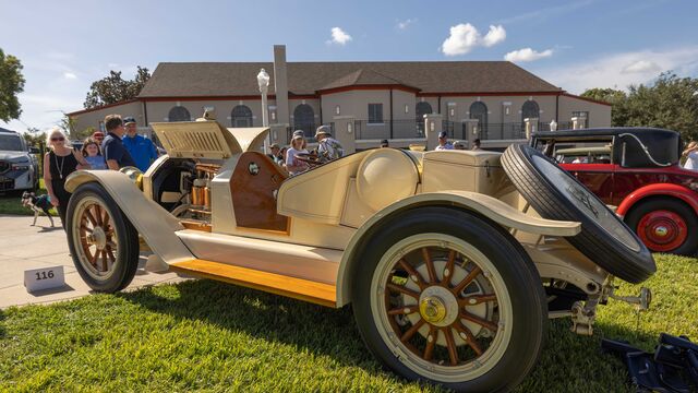2024 Lake Mirror Concours