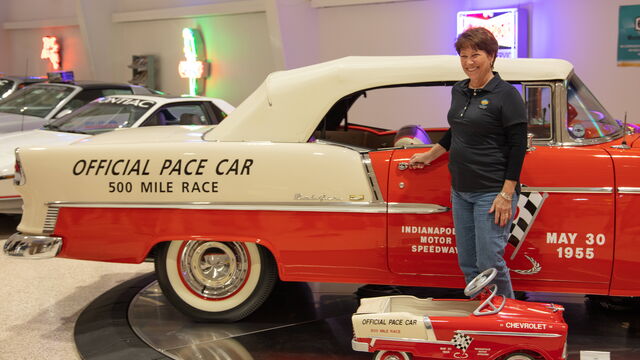 Mid Florida Auto Show & Lake Mirror Concours Tour