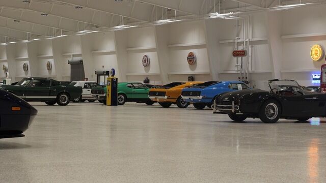 Filling in the American Muscle Car Museum with the cars