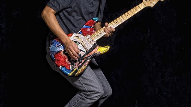 Robert Kantor Guitar Unveiling