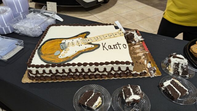 Robert Kantor Guitar Unveiling