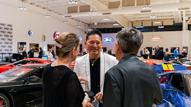 Robert Kantor Guitar Unveiling