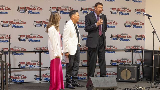 Robert Kantor Guitar Unveiling