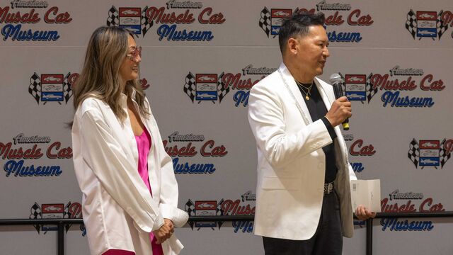 Robert Kantor Guitar Unveiling