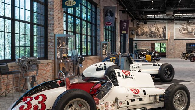 Visit to the Brumos Collection