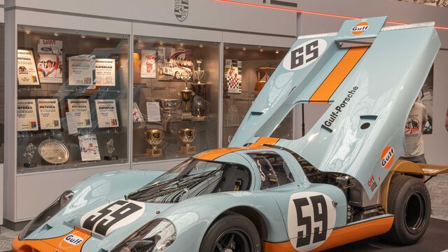 Visit to the Brumos Collection