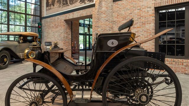 Visit to the Brumos Collection