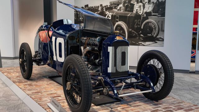 Visit to the Brumos Collection