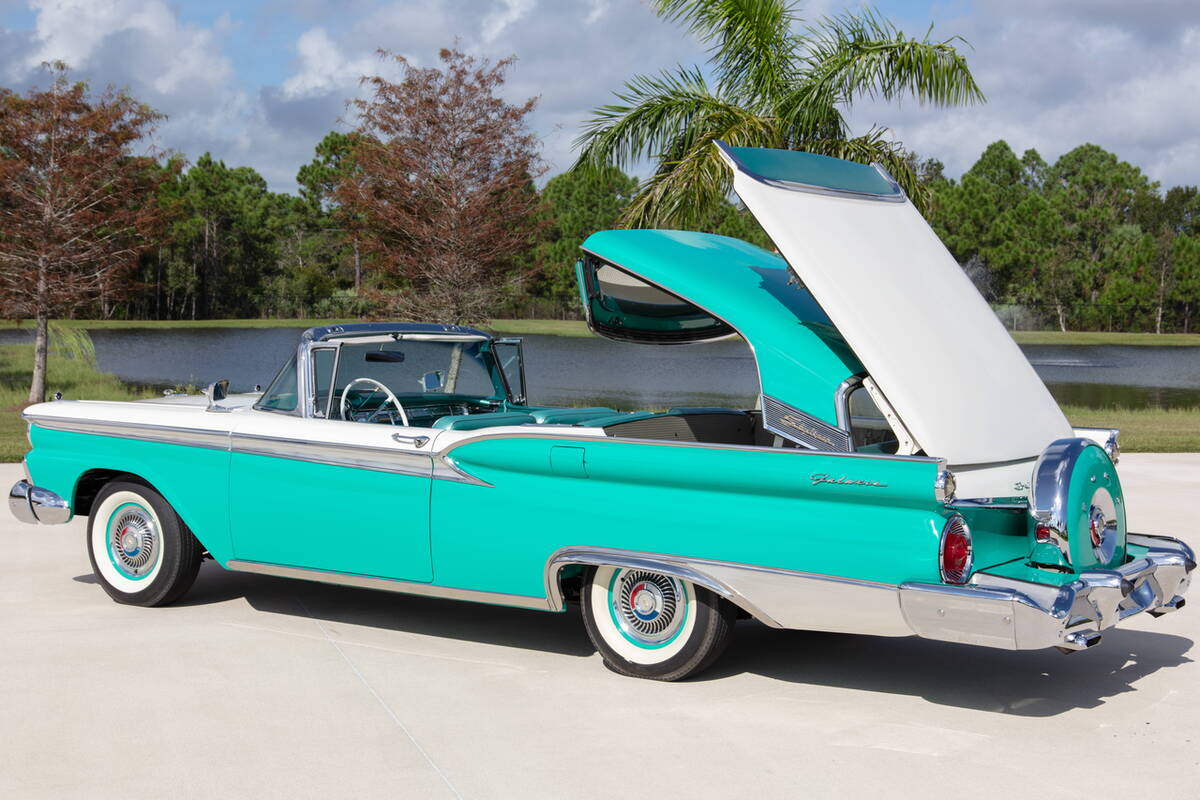 1959 Ford Galaxie Skyliner Retractable Convertible